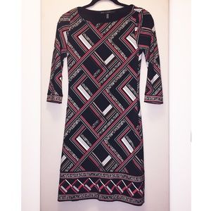 New WHBM 3/4 sleeve geometric Chemise Shift Dress